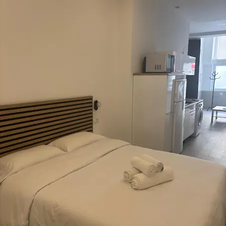 Apartamento Estupendo Piso A 3 Min Estacion De Tren Maria Zambrano Y Bus *